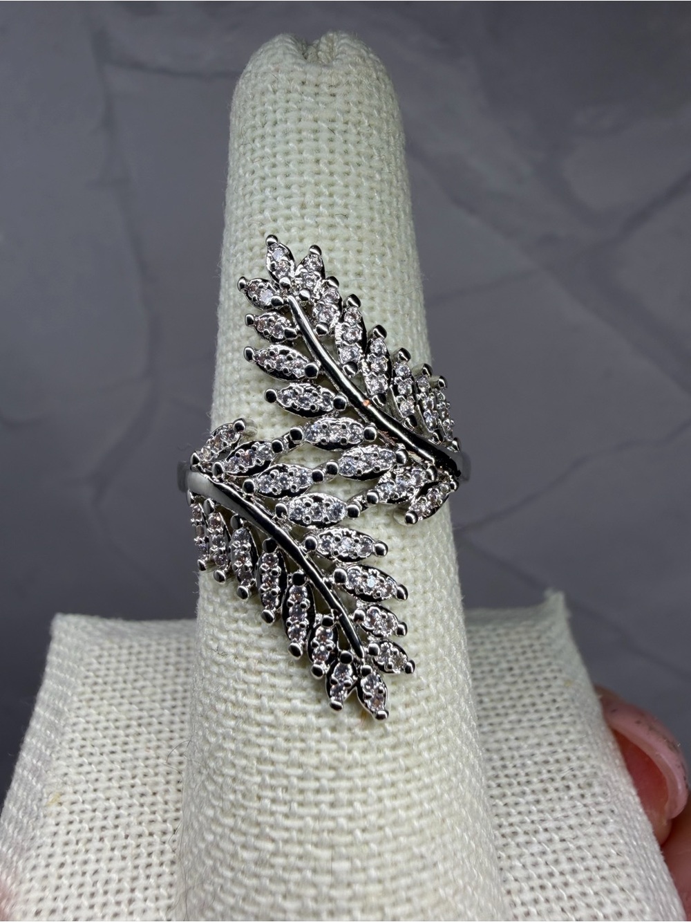 Adjustable White Gold-Plated Silver Leaf CZ Crystal Open Ring Cubic Zirconia NEW